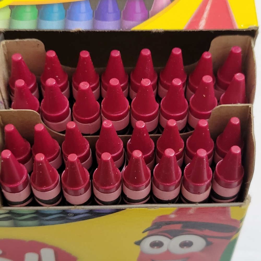 (64)Crayola Crayons (Violet Red) Single Color Bulk Lot - Picture 3 of 3